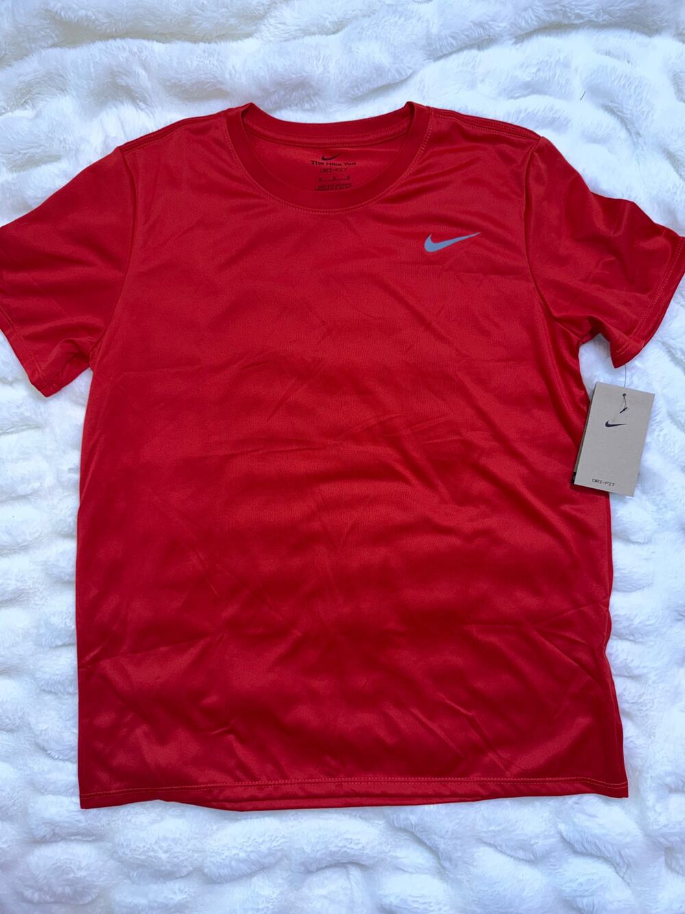 Nike Women's Team Legend Short-Sleeve Tee - Red Medium